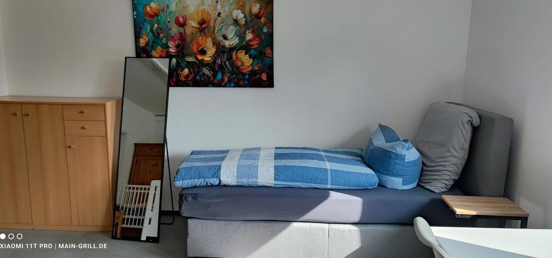 Modernes Grosses Apartment Mit 123Qm Bei Wuerzburg Mit Parkplatz Terasse Grill Wlan Veitshochheim