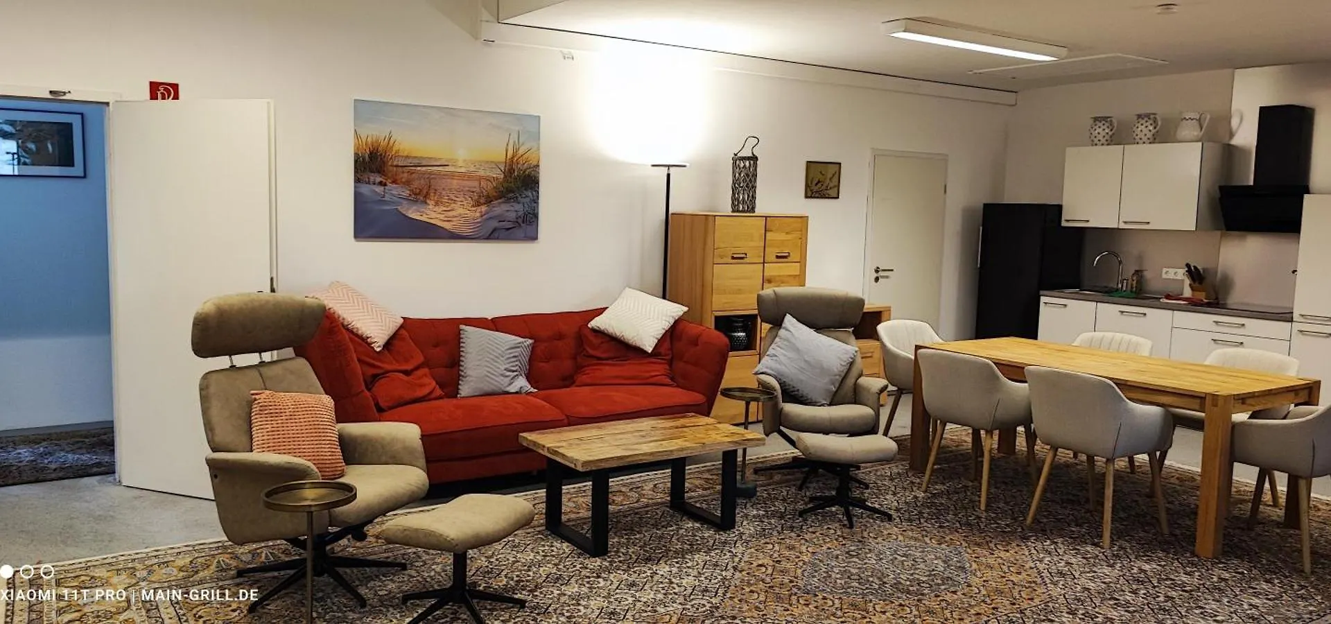 Modernes Grosses Apartment Mit 123Qm Bei Wuerzburg Mit Parkplatz Terasse Grill Wlan Veitshochheim
